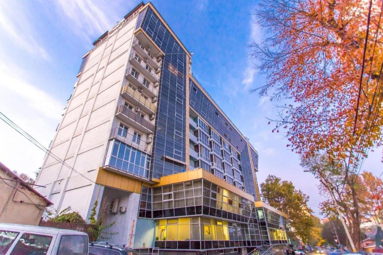 Ultracentral Spacious Apartment Chişinau Exteriör bild